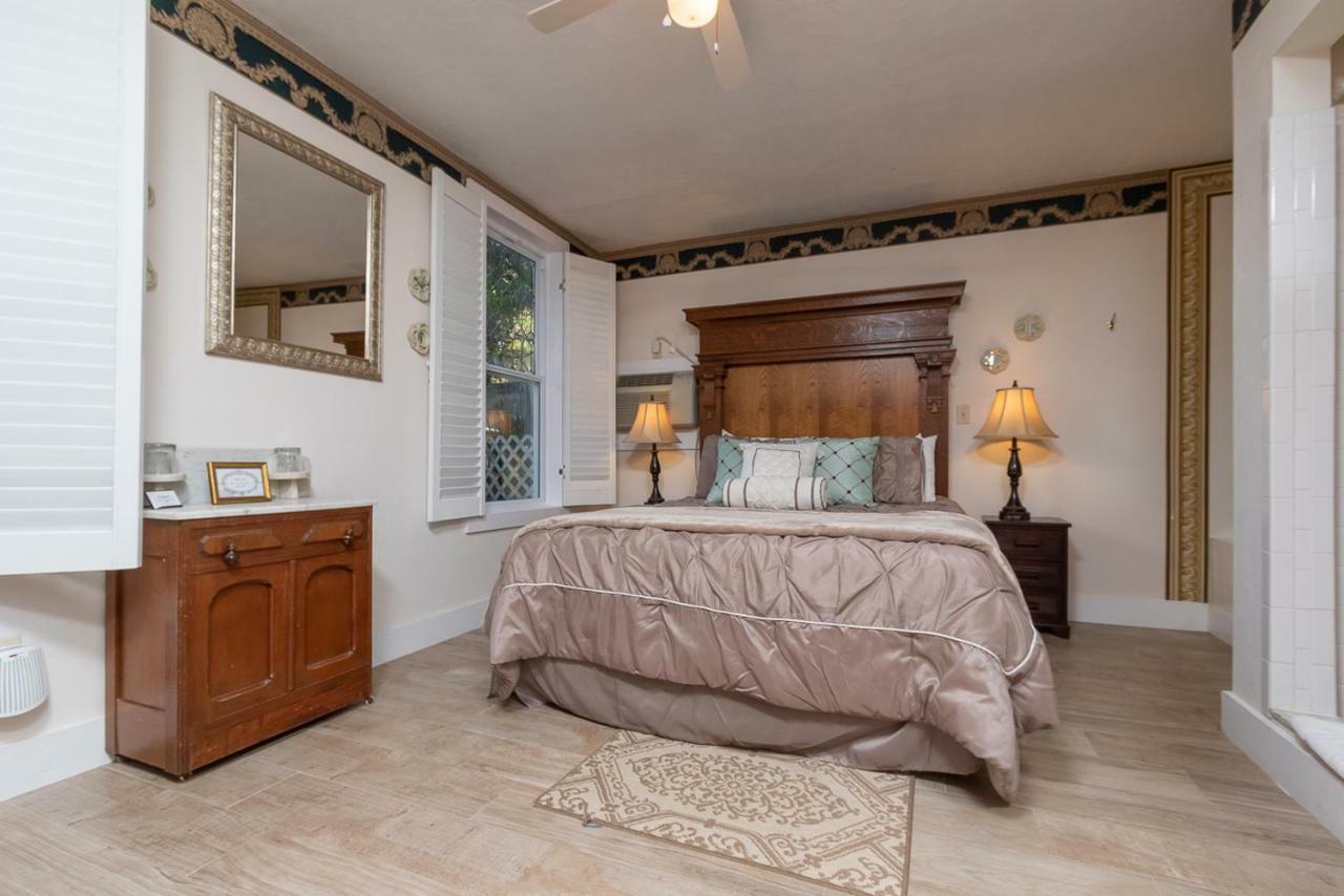Couette-café Herlong Mansion
