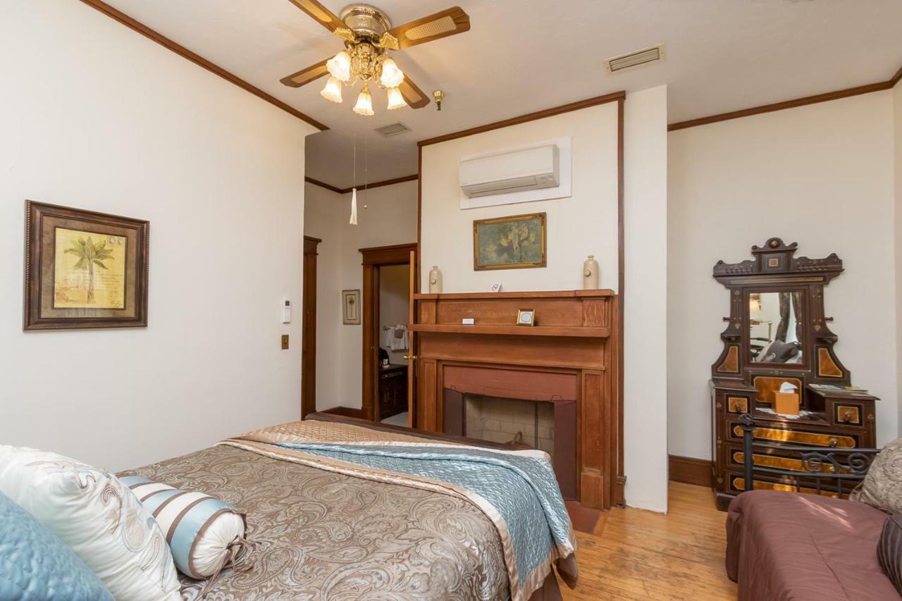 Herlong Mansion Couette-café 4*